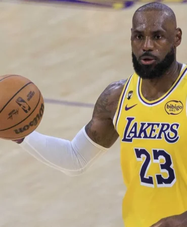 LeBron-James-Lakers8217tan-Ayriliyor-Dev-Sporcunun-Yeni-Adresi-featured