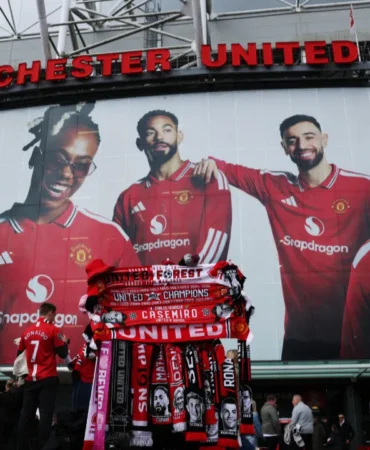 Manchester United'ın yeni evi belli oldu! Dev proje resmen başladı 2 Manchester-United039in-yeni-evi-belli-oldu-Dev-proje-resmen-basladi-featured