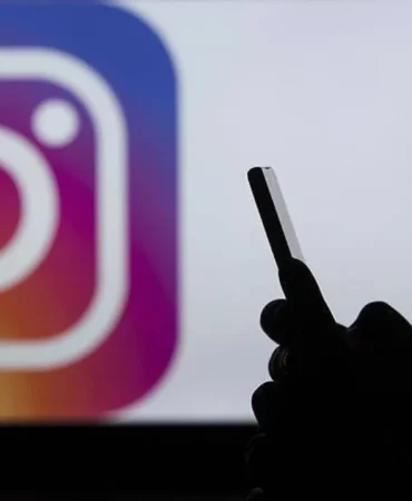 Meta-geri-adim-atti-Instagram039in-tartismali-yapay-zeka-ozelligi-kaldirildi-featured