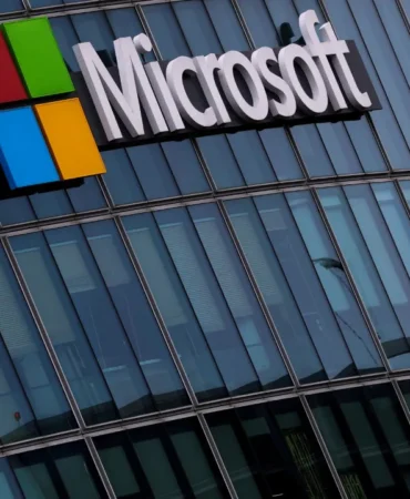 Microsoft-yapay-zekayla-uctu-Meta-sert-dustu-Bilancolar-hisseleri-ayristirdi-featured