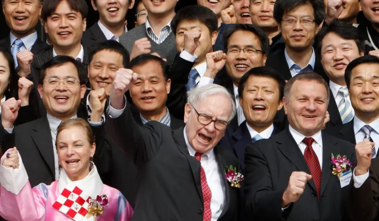 Milyarderlerin-gizli-toplantisi-Warren-Buffett-o-hisseleri-039nukleer-bombaya039-benzetti-featured