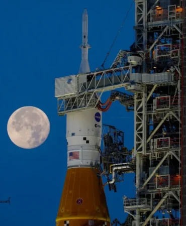 NASA-Ay8217da-Kalici-Yasam-Icin-Ozel-Sirketlere-590-Milyon-Dolar-featured