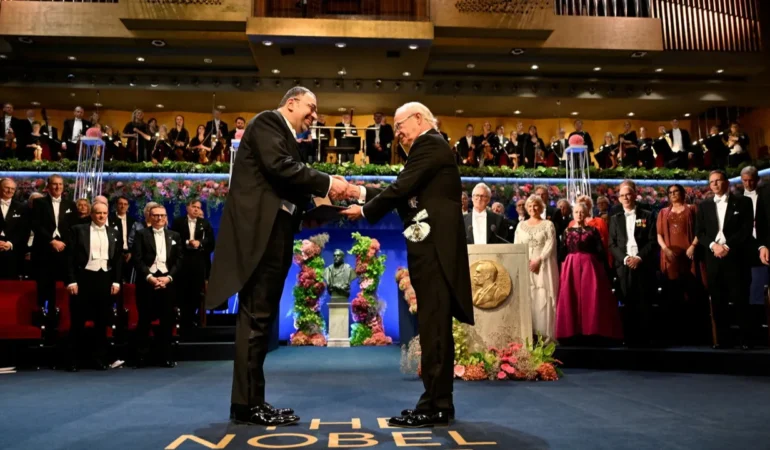Nobel ödüllü Türk ekonomistten Musk'a 1 trilyon dolarlık çağrı: Cevap gecikmedi 6 Nobel-odullu-Turk-ekonomistten-Musk039a-1-trilyon-dolarlik-cagri-Cevap-gecikmedi-featured
