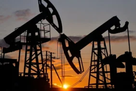 Petrol-fiyatlari-15-ayin-zirvesinde-90-dolarin-uzerine-cikti-featured