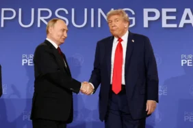 Putin-ve-Trump8217tan-1.5-Saatlik-Telefon-Gorusmesi-featured