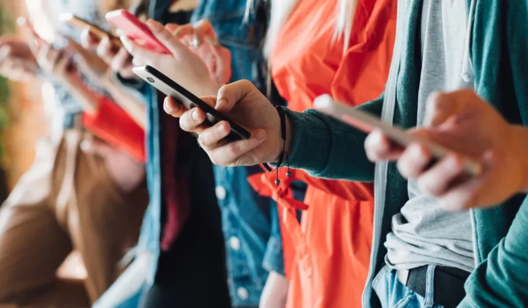Qualcomm039dan-fiyat-artisi-karari-Akilli-telefon-islemcilerine-cift-haneli-zam-geliyor-featured