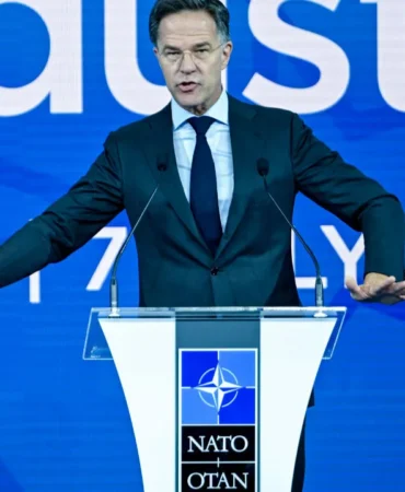 Rutte ilk büyük duyuruyu yaptı: NATO Avrupa'nın havacılık devinden alımlar yapacak 10 Rutte-ilk-buyuk-duyuruyu-yapti-NATO-Avrupa039nin-havacilik-devinden-alimlar-yapacak-featured