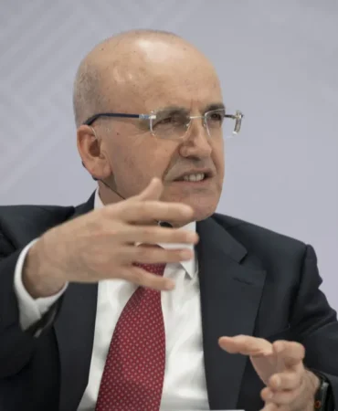 Şimşek'ten cari açık yorumu: "Yapısal dönüşüm adımlarımıza devam edeceğiz" 7 Simsek039ten-cari-acik-yorumu-quotYapisal-donusum-adimlarimiza-devam-edecegizquot-featured
