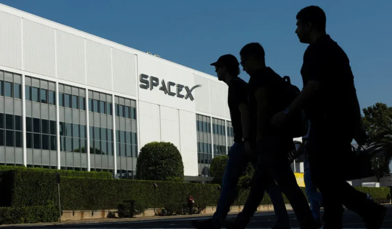 SpaceX-Hisseleri-Dususte-Musk8217in-Serveti-59-Milyar-Dolar-Azaldi-featured