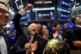 Stablecoin-ihraccisi-Circle-bankacilik-iznini-aldi-Hisse-senetleri-sert-yukseldi-featured