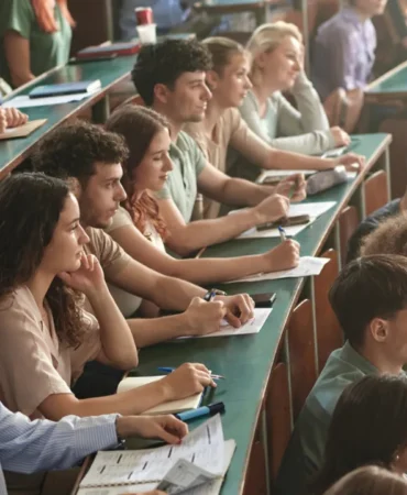 Tercih dönemi başladı: İşverenlerin en çok tercih ettiği 10 üniversite belli oldu 4 Tercih-donemi-basladi-Isverenlerin-en-cok-tercih-ettigi-10-universite-belli-oldu-featured