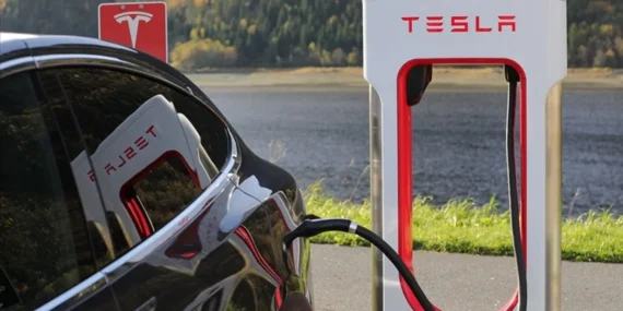 Tesla, Türkiye'de Supercharger fiyatlarına zam yaptı