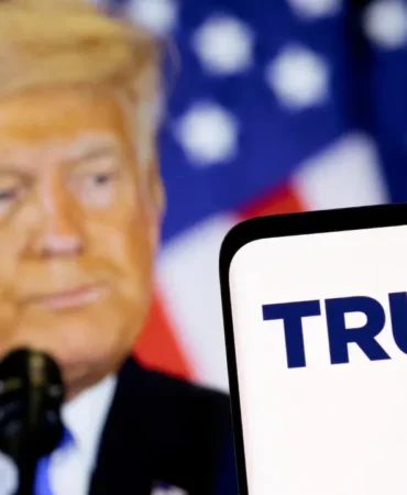 Trump Media'dan finans dünyasına yeni hamle: Truth API hizmeti duyuruldu 2 Trump-Media039dan-finans-dunyasina-yeni-hamle-Truth-API-hizmeti-duyuruldu-featured