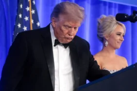 Trump sinirlendi, iddialara yanıt verdi: "İhtiyacımız olandan daha fazlası mevcut" 3 Trump-sinirlendi-iddialara-yanit-verdi-quotIhtiyacimiz-olandan-daha-fazlasi-mevcutquot-featured