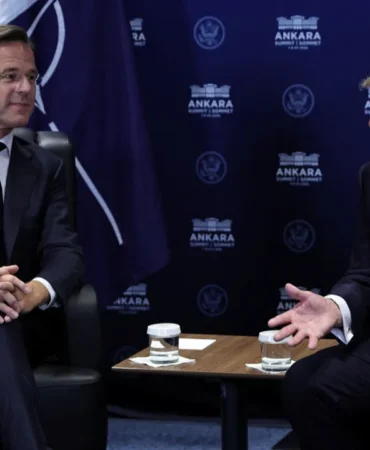 Trump'tan NATO Zirvesi'nde açıklama: "Erdoğan'ı seviyorum, F-35'leri alacaklar" 7 Trump039tan-NATO-Zirvesi039nde-aciklama-quotErdogan039i-seviyorum-F-35039leri-alacaklarquot-featured