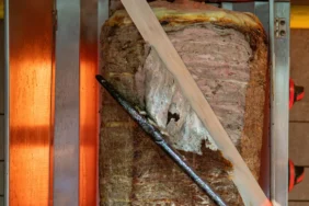 Turk-doner-markasindan-Cin-hamlesi-Ilk-iki-restoran-faaliyete-gecti-featured