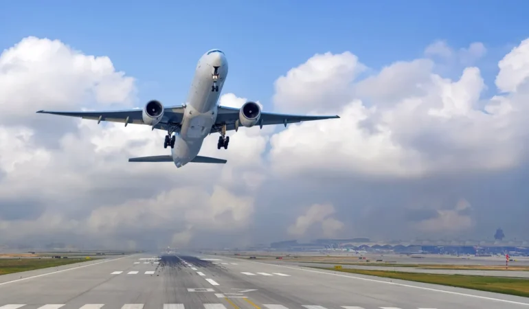 Türkiye hava yolu hedefini yükseltti! 2026'da ne kadar yolcu taşınacak? 1 Turkiye-hava-yolu-hedefini-yukseltti-2026039da-ne-kadar-yolcu-tasinacak-featured