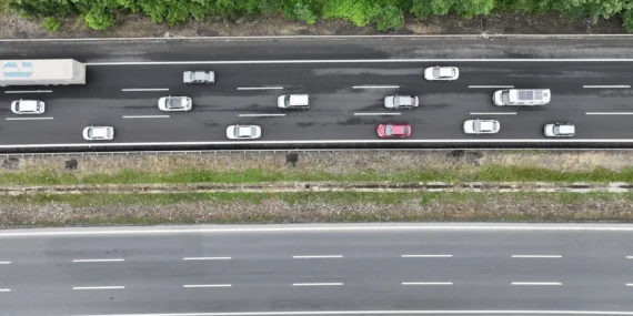 Türkiye'nin otomobilde bu yılki tercihi belli oldu: 10 araç sahibinden 4'ü o rengi seçti