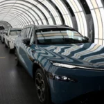 Volkswagen'de tarihi karar günü: 4 fabrika ve 100 bin çalışan risk altında 10 Volkswagen039de-tarihi-karar-gunu-4-fabrika-ve-100-bin-calisan-risk-altinda-featured