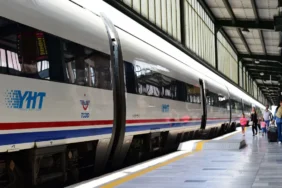 YHT hattında yeni dönem: Ankara-İstanbul yolculuğu 4 saatin altına inecek 3 YHT-hattinda-yeni-donem-Ankara-Istanbul-yolculugu-4-saatin-altina-inecek-featured