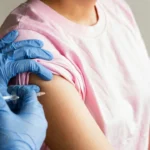 50-yas-ustune-yeni-mRNA-asisi-FDA-Moderna039nin-grip-asisi-onaylandi-featured