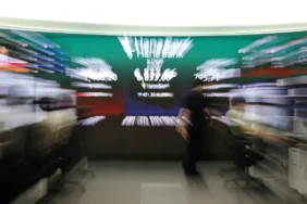 ABD'deki ralli Asya'ya sıçradı: Samsung ve SK Hynix sert yükseliş 4 ABD039deki-ralli-Asya039ya-sicradi-Samsung-ve-SK-Hynix-sert-yukselis-featured