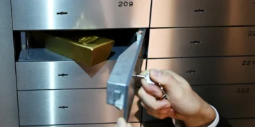 Altın 4.400 Dolara İlerliyor: Yatırımcı Beklentileri 37 Altin-4.400-Dolara-Ilerliyor-Yatirimci-Beklentileri-featured