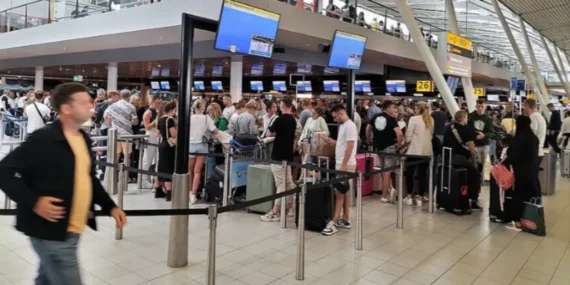 Avrupa'ya gidecekler dikkat! Havalimanlarında biyometrik kontrol kararı değişti