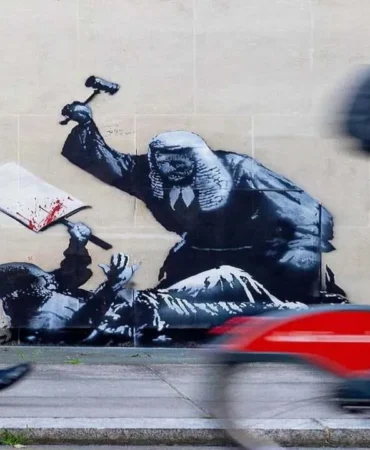 Banksy039nin-eserleri-Londra039ya-pahaliya-patladi-Kamu-kasasindan-150-bin-sterlin-cikti-featured