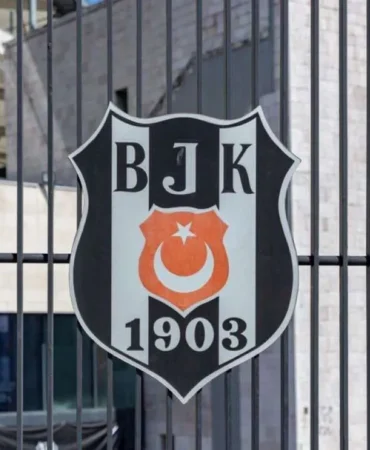 Beşiktaş'tan Vlahovic Açıklaması: Transfer Görüşmeleri Başladı 8 Besiktas8217tan-Vlahovic-Aciklamasi-Transfer-Gorusmeleri-Basladi-featured