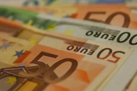 Deutsche Bank 500 Milyon Euro'luk Hisse Geri Alımı Başlatıyor 3 Deutsche-Bank-500-Milyon-Euro8217luk-Hisse-Geri-Alimi-Baslatiyor-featured