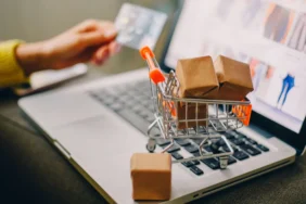 E-ticaret-devinden-isten-cikarma-karari-220-calisanla-yollar-ayrilacak-featured