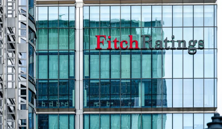 Fitch'ten petrol fiyatları için dikkat çeken tahmin: Brent'te 70 dolar mesajı 1 Fitch039ten-petrol-fiyatlari-icin-dikkat-ceken-tahmin-Brent039te-70-dolar-mesaji-featured