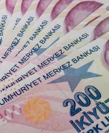 Hazine039nin-vergi-disi-gelirleri-ikinci-ceyrekte-242-milyar-lira-oldu-featured