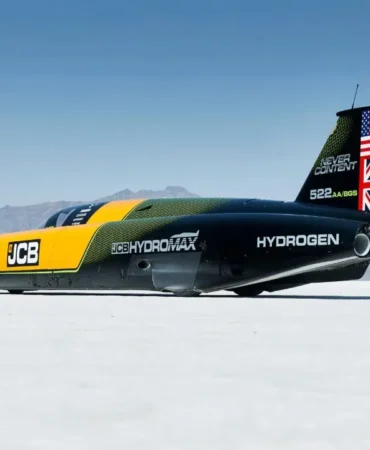 Hidrojenli-Arac-Rekoru-JCB-654-kms-Hiza-Ulasti-featured