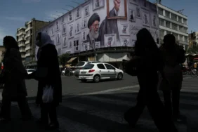 Iran-Ekonomik-Krizi-Halk-Mikro-Kredilerle-Ayakta-featured