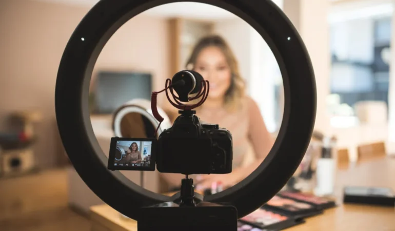 İşsizler rotayı sosyal medyaya çevirdi: TikTok ve YouTube yeni kariyer kapısı oldu 6 Issizler-rotayi-sosyal-medyaya-cevirdi-TikTok-ve-YouTube-yeni-kariyer-kapisi-oldu-featured