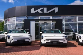 Kia-agustos-fiyatlarini-acikladi-En-ucuz-modele-zam-elektrikliler-indirimde-featured