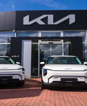 Kia-agustos-fiyatlarini-acikladi-En-ucuz-modele-zam-elektrikliler-indirimde-featured