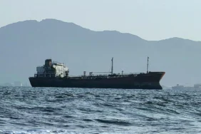 Kizildeniz8217de-Ilk-Olumlu-Husi-Saldirisi-Kargo-Gemisi-Vuruldu-featured