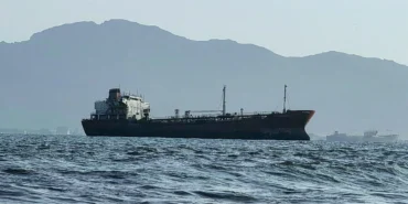 Kizildeniz8217de-Ilk-Olumlu-Husi-Saldirisi-Kargo-Gemisi-Vuruldu-featured