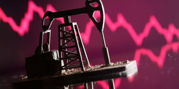 OPEC+ Üretimi Artırdı, Küresel Talep Öngörüleri Güncellendi