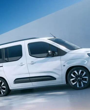 Opel Combo Üretimi Bursa'da Başlıyor 9 Opel-Combo-Uretimi-Bursa8217da-Basliyor-featured