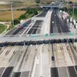 Otoyollarda Yeni Dönem: Gişelerde Bekleme Sona Eriyor 16 Otoyollarda-Yeni-Donem-Giselerde-Bekleme-Sona-Eriyor-featured