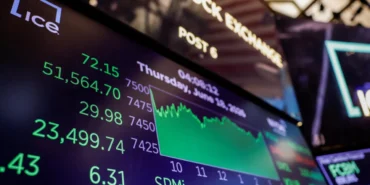 SampP-500-ve-Dow-Jones039tan-tarihi-rekor-Nasdaq039da-dusus-featured