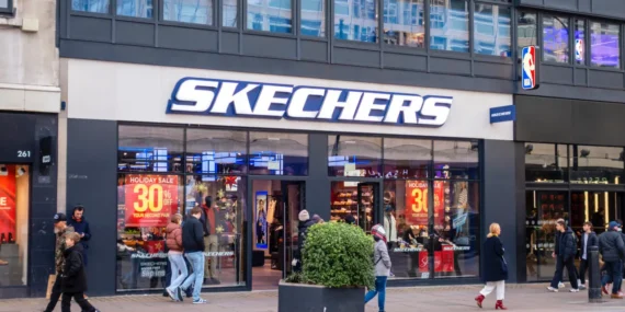Skechers’tan Çocuklar İçin Konum Takip Özellikli Yeni Ayakkabı