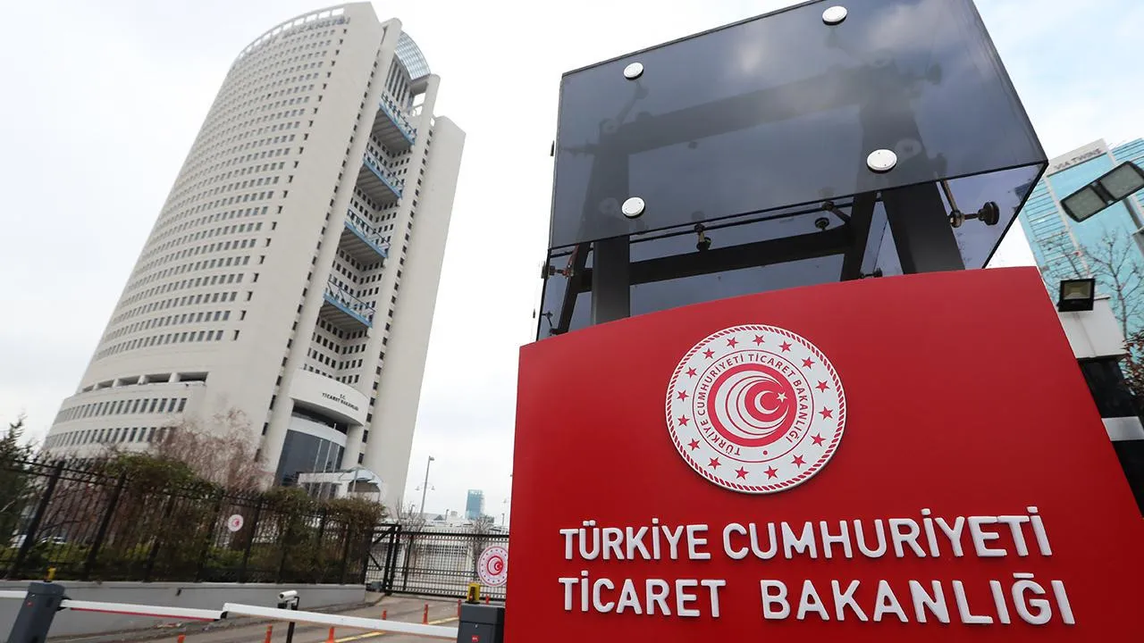 Sosyal-Medya-Ilanlarina-Siki-Denetim-ve-Cezalar-Geliyor-featured