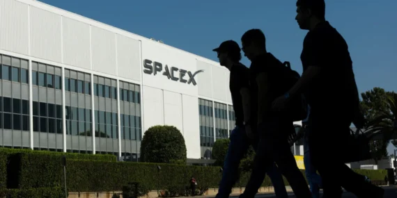 SpaceX hisselerinde kritik dönem: Milyarlarca dolarlık kilit açıldı