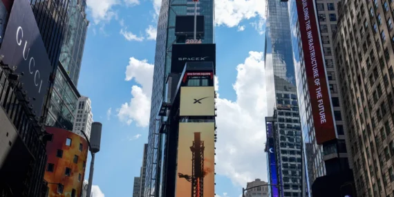 SpaceX yatırımcıları sevindirdi yeni ralliye başladı: Hisseler zirveye koşuyor