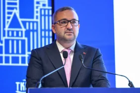 TCMB Başkanı Karahan, Erzurum'da iş dünyası ve akademisyenlerle bir araya geldi 3 TCMB-Baskani-Karahan-Erzurum039da-is-dunyasi-ve-akademisyenlerle-bir-araya-geldi-featured